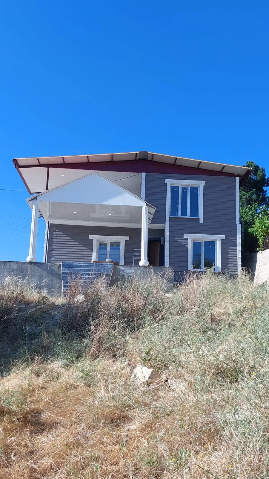 Gümüşyaka Sahil Villası Komple Mantolama ve Dekoratif Boya Uygulaması